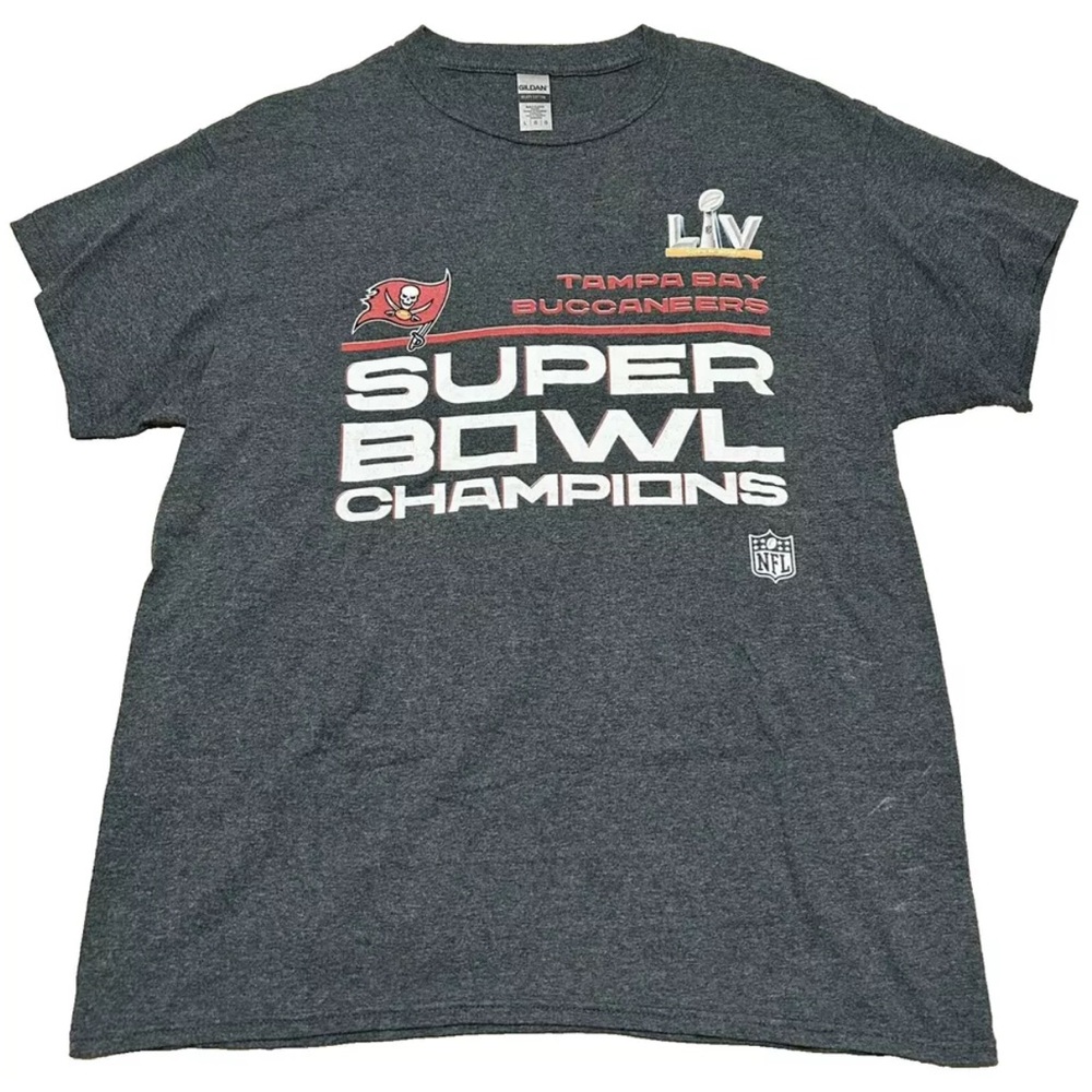 Tampa Bay Buccaneers Super Bowl Champions Dark Gray T-Shirt Men's Size Large